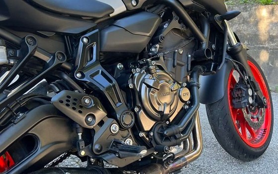 Gebrauchtmotorrad Yamaha MT-07 - Bild 3