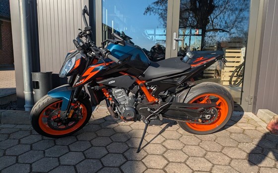 Gebrauchtmotorrad KTM 890 Duke R - Bild 2