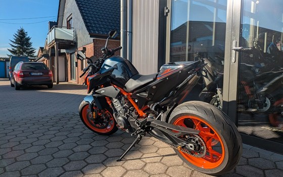 Gebrauchtmotorrad KTM 890 Duke R - Bild 5