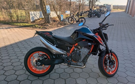 Gebrauchtmotorrad KTM 890 Duke R - Bild 6