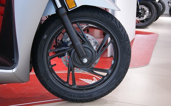 Neufahrzeug Honda SH150i - Bild 4