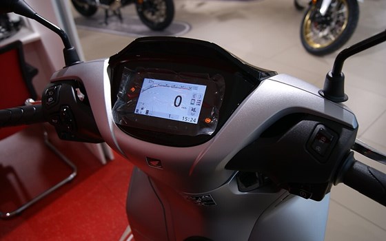 Neufahrzeug Honda SH150i - Bild 8