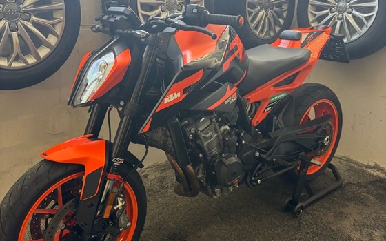 Gebrauchtmotorrad KTM 890 Duke GP - Bild 5