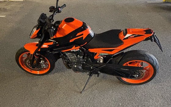 Gebrauchtmotorrad KTM 890 Duke GP - Bild 6