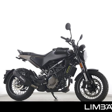 GEBRAUCHTFAHRZEUG Husqvarna Svartpilen 125