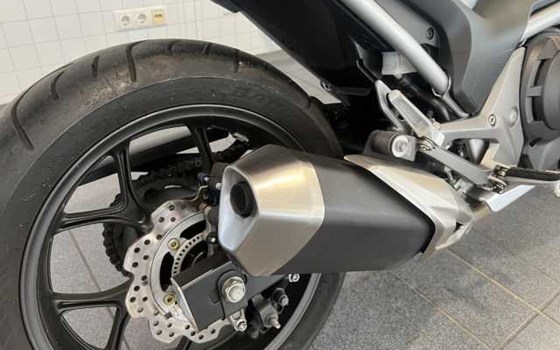 Gebrauchtmotorrad Honda NC750S DCT - Bild 3