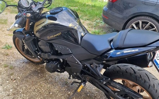 Gebrauchtmotorrad Kawasaki Z 750R - Bild 3