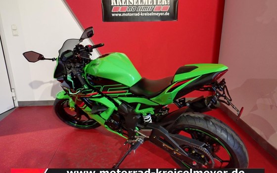 Gebrauchtmotorrad Kawasaki Ninja 125 - Bild 4