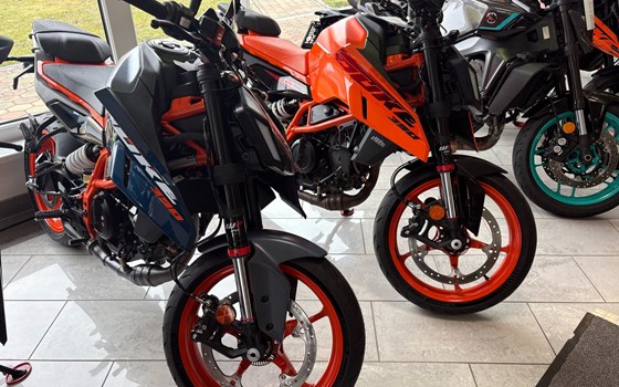 Neufahrzeug KTM 390 Duke - Bild 7