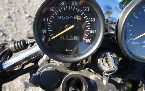 Gebrauchtmotorrad Yamaha SR 500 - Bild 7