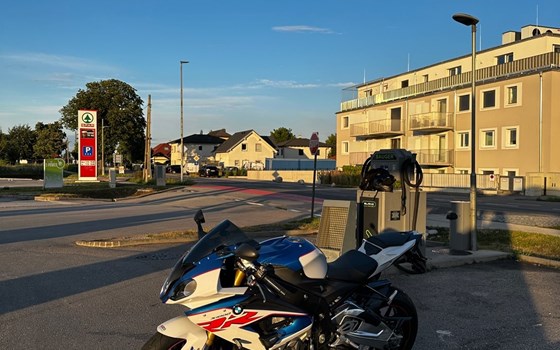 Gebrauchtmotorrad BMW S 1000 RR - Bild 9