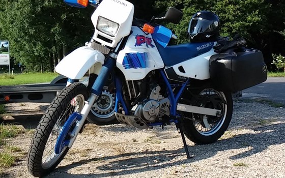 Gebrauchtmotorrad Suzuki DR 650 - Bild 3