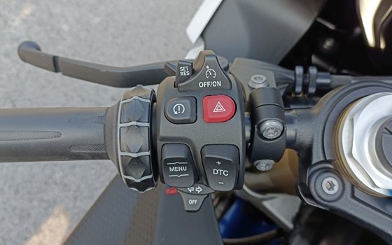 Gebrauchtmotorrad BMW S 1000 RR - Bild 18