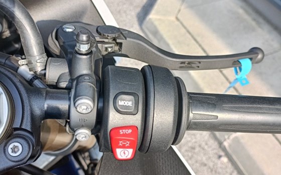 Gebrauchtmotorrad BMW S 1000 RR - Bild 19