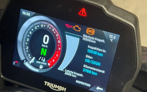 Gebrauchtmotorrad Triumph Speed Triple 1200 RS - Bild 12
