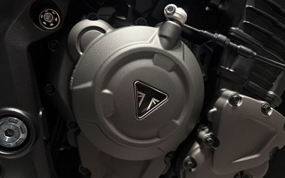 Gebrauchtmotorrad Triumph Speed Triple 1200 RS - Bild 18