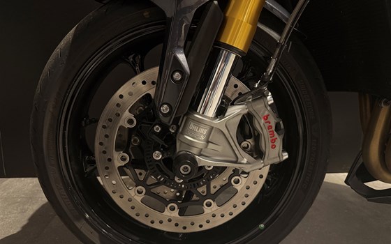 Gebrauchtmotorrad Triumph Speed Triple 1200 RS - Bild 9