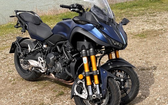 Gebrauchtmotorrad Yamaha Niken GT - Bild 1