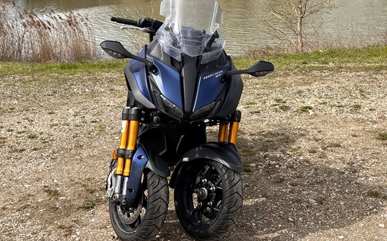 Gebrauchtmotorrad Yamaha Niken GT - Bild 8
