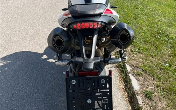 Gebrauchtmotorrad Triumph Speed Triple RS - Bild 3