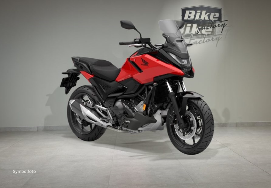 Honda NC750X DCT (Fighting Red)