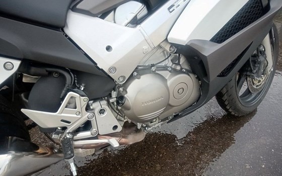 Gebrauchtmotorrad Honda VFR800X Crossrunner - Bild 12