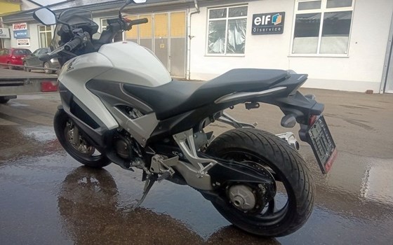 Gebrauchtmotorrad Honda VFR800X Crossrunner - Bild 5