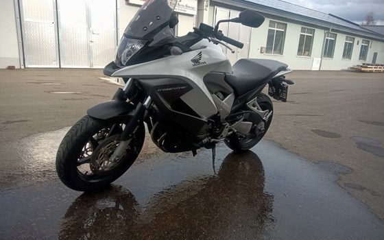 Gebrauchtmotorrad Honda VFR800X Crossrunner - Bild 7