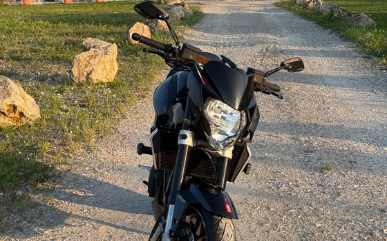 Gebrauchtmotorrad Aprilia Shiver 750 - Bild 4