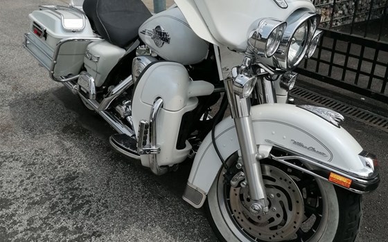 Gebrauchtmotorrad Harley-Davidson Electra Glide FLH - Bild 10