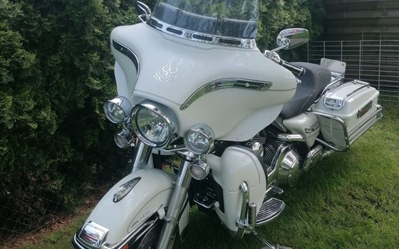Gebrauchtmotorrad Harley-Davidson Electra Glide FLH - Bild 4