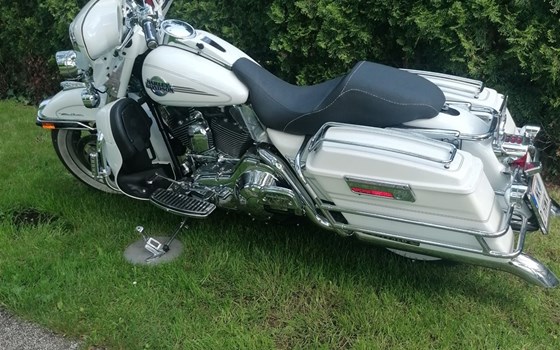 Gebrauchtmotorrad Harley-Davidson Electra Glide FLH - Bild 6