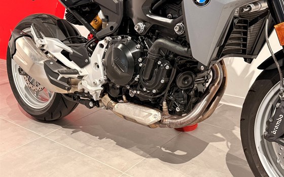 Gebrauchtmotorrad BMW F 900 R - Bild 15