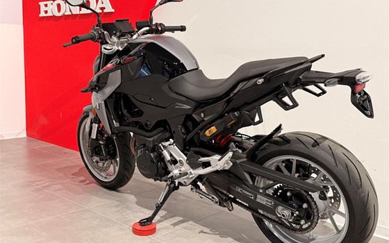 Gebrauchtmotorrad BMW F 900 R - Bild 5