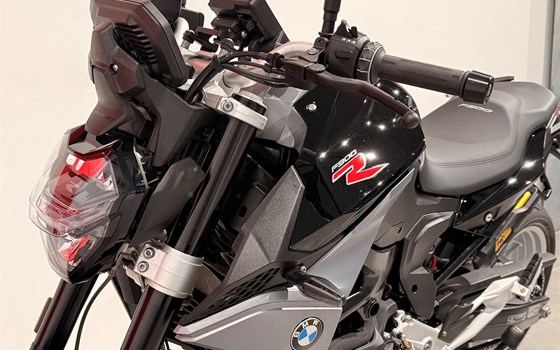 Gebrauchtmotorrad BMW F 900 R - Bild 10