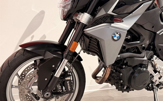 Gebrauchtmotorrad BMW F 900 R - Bild 11