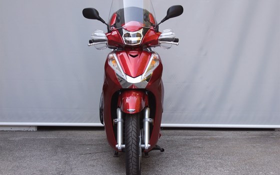 Gebrauchtmotorrad Honda SH300i - Bild 15