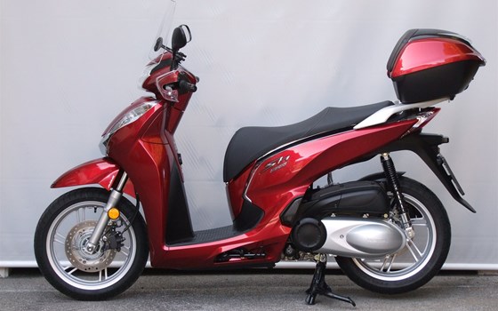 Gebrauchtmotorrad Honda SH300i - Bild 4