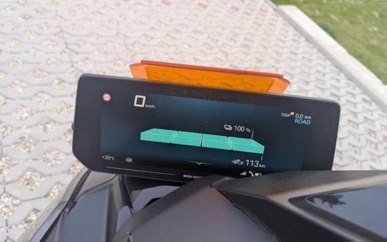 Gebrauchtmotorrad BMW CE 04 - Bild 6