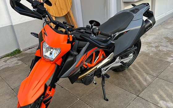 Gebrauchtmotorrad KTM 690 SMC R - Bild 4