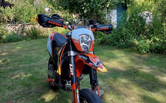 Gebrauchtmotorrad KTM 690 SMC - Bild 5