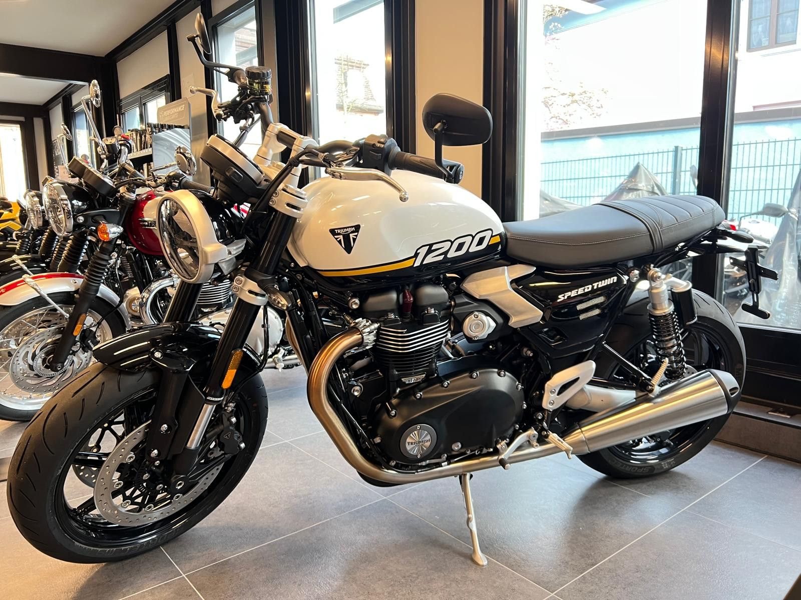 Triumph Speed Twin 1200