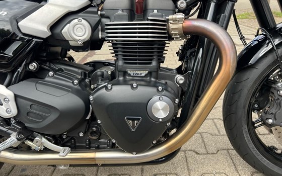 Gebrauchtmotorrad Triumph Speed Twin 1200 - Bild 11