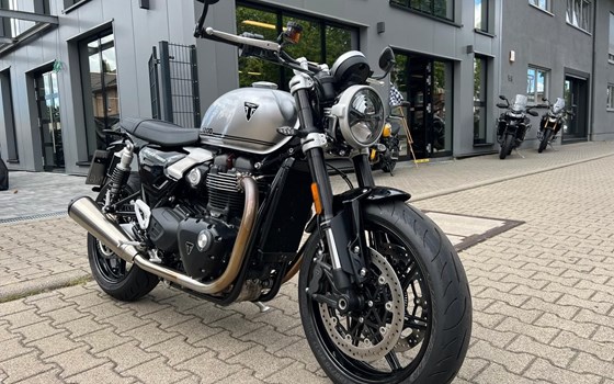 Gebrauchtmotorrad Triumph Speed Twin 1200 - Bild 3