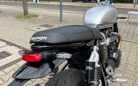 Gebrauchtmotorrad Triumph Speed Twin 1200 - Bild 6