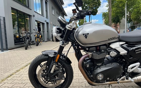 Gebrauchtmotorrad Triumph Speed Twin 1200 - Bild 8