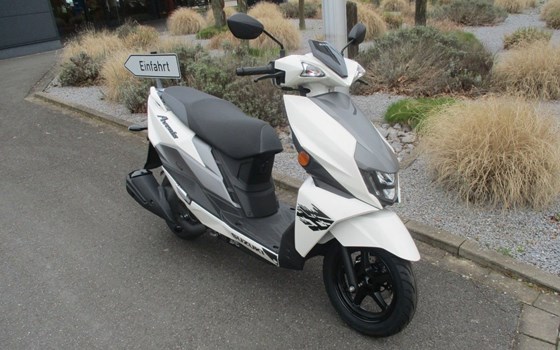 Neufahrzeug Suzuki Avenis 125 - Bild 3