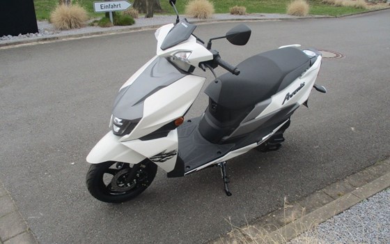 Neufahrzeug Suzuki Avenis 125 - Bild 5