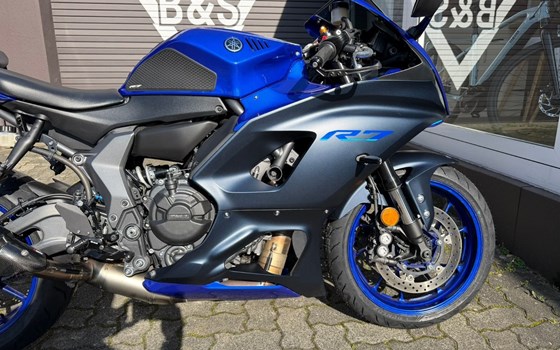 Gebrauchtmotorrad Yamaha R7 - Bild 11