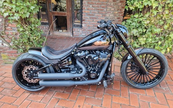 Gebrauchtmotorrad Harley-Davidson Softail Breakout 117 - Bild 10